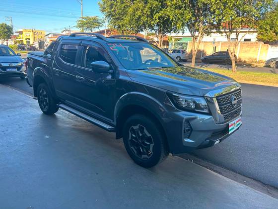 NISSAN FRONTIER 2.3 16V TURBO DIESEL PLATINUM CD 4X4 AUTOMÁTICO NISSAN FRONTIER 2.3 16V TURBO DIESEL PLATINUM CD 4X4 AUTOMÁTICO